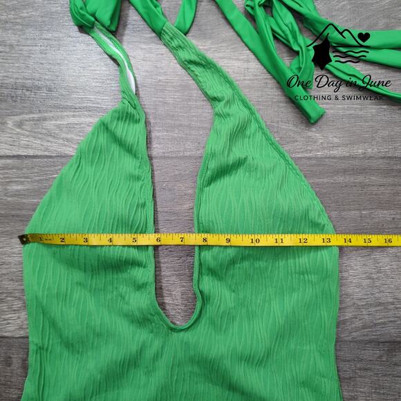 Zaful Textured Deep V Wrap Tie One Piece Swimsuit Size M - Picture 3 of 4